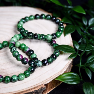 rubin z zoisitom zapestnica kroglice L