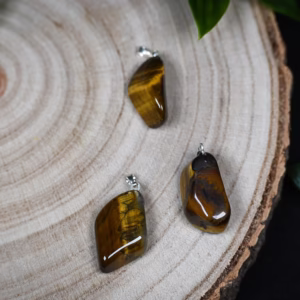 tigrovo oko obesek tumbled