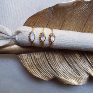 mesečev kamen prstan pozlačen (iris)